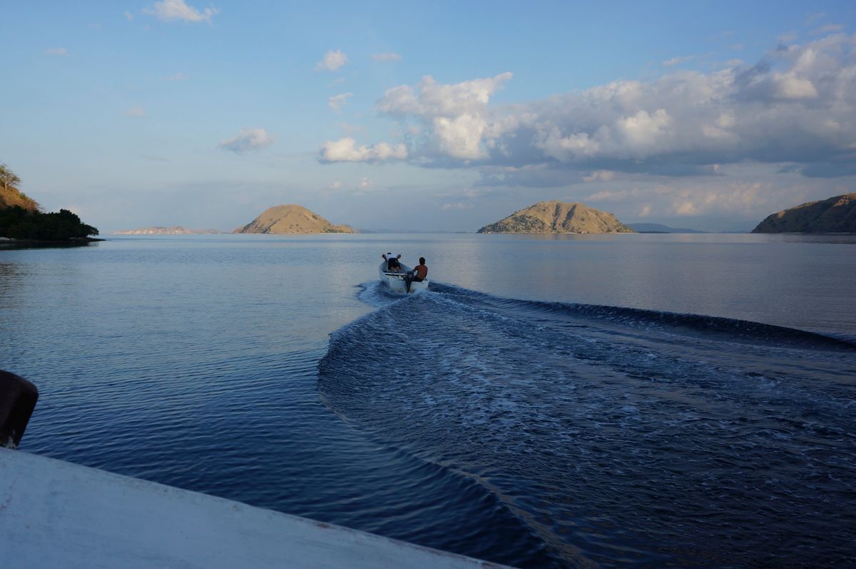 Départ pour le snorkeling à Komodo - Indonésie